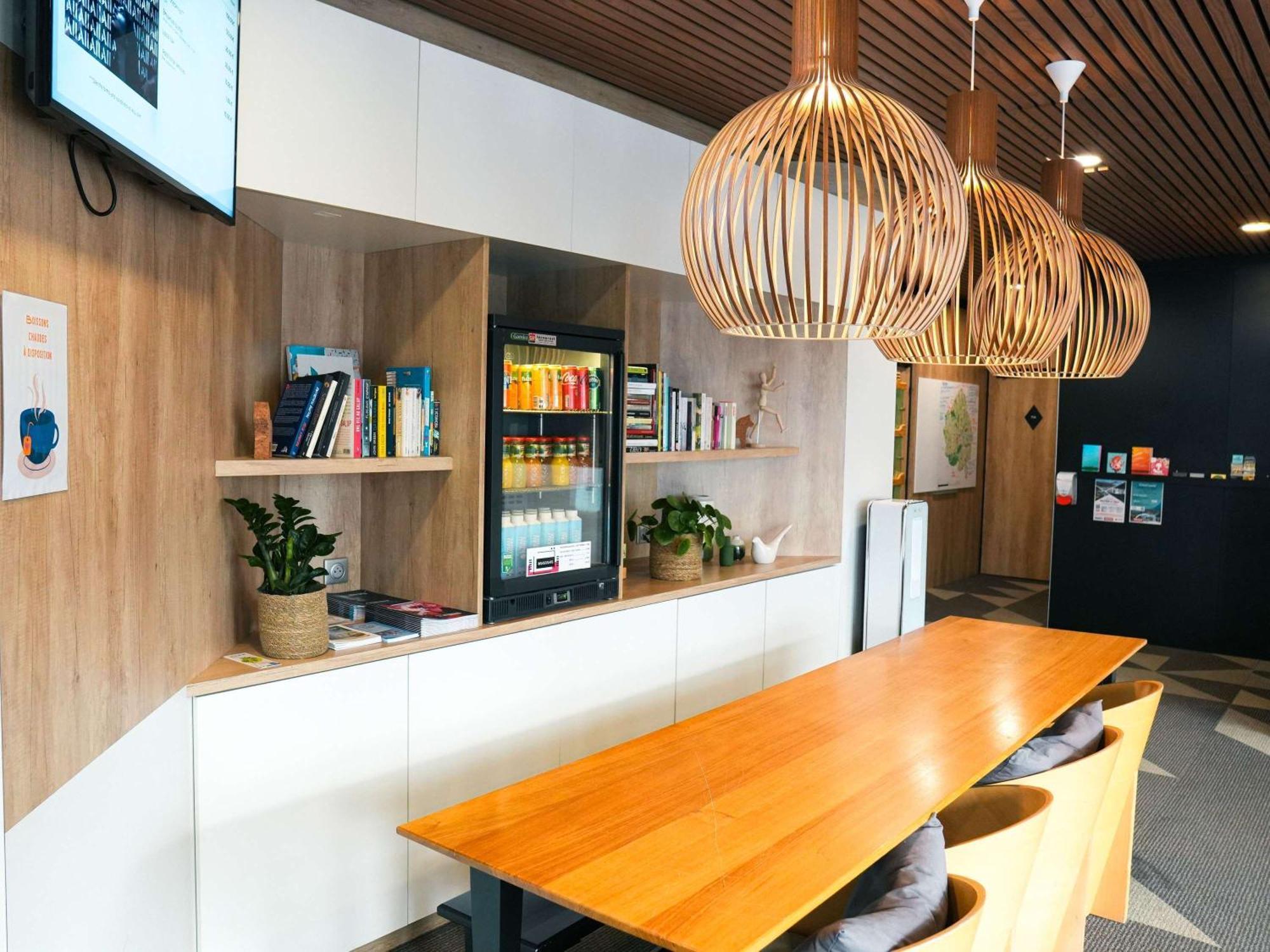 Ibis Styles Caen Centre Historique Hotel Екстериор снимка