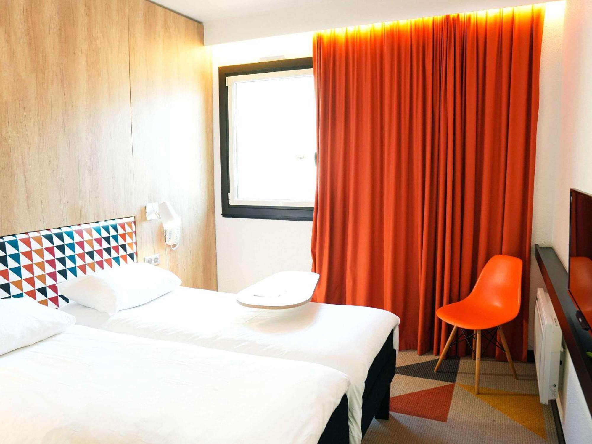 Ibis Styles Caen Centre Historique Hotel Екстериор снимка