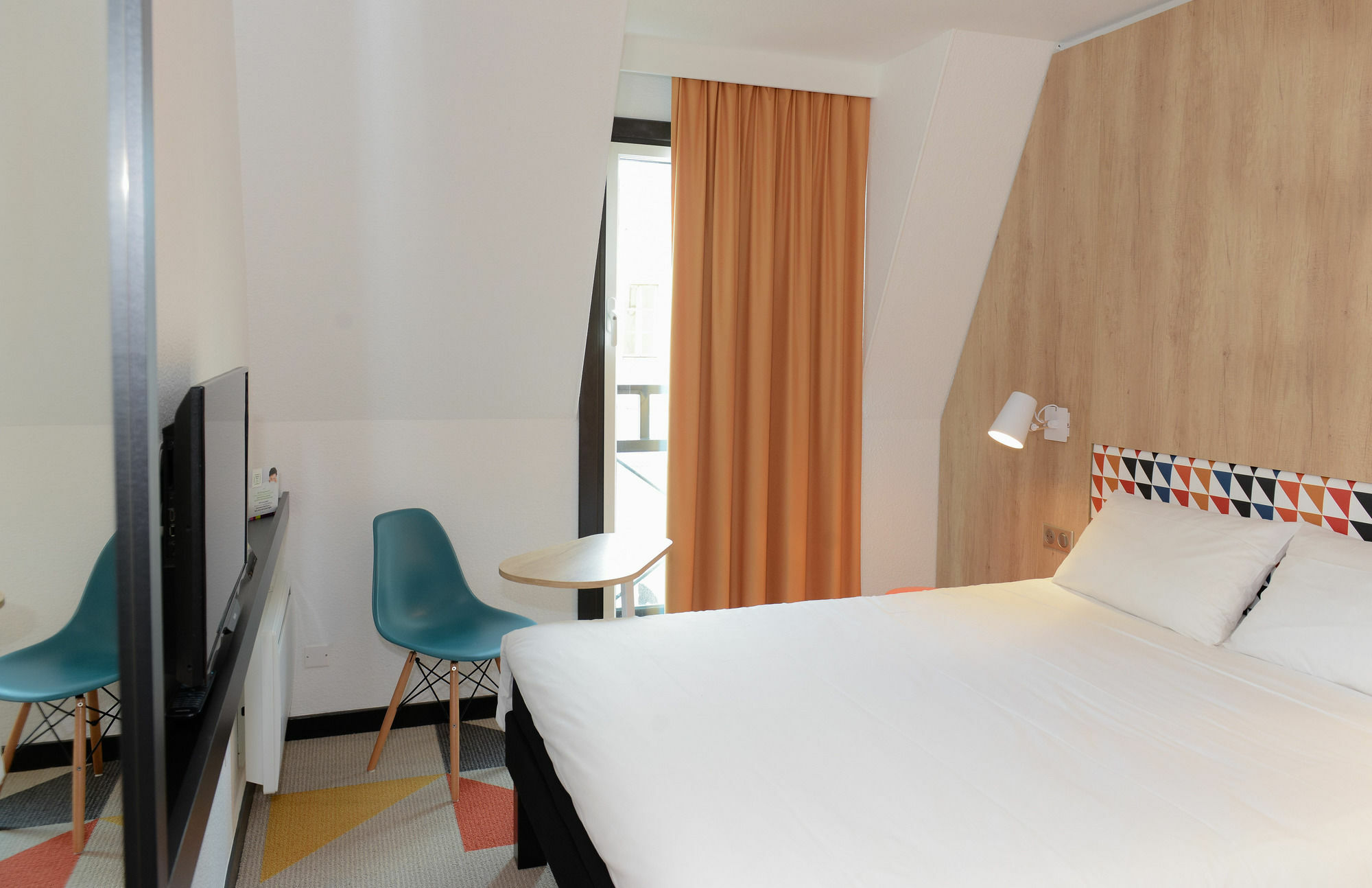 Ibis Styles Caen Centre Historique Hotel Екстериор снимка